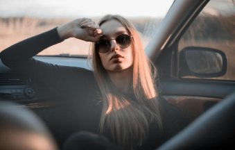 9 Mindset Shifts You Need to Stop Feeling Overwhelmed When Working Solo